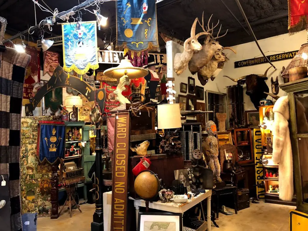 uncommon objects in austin texas