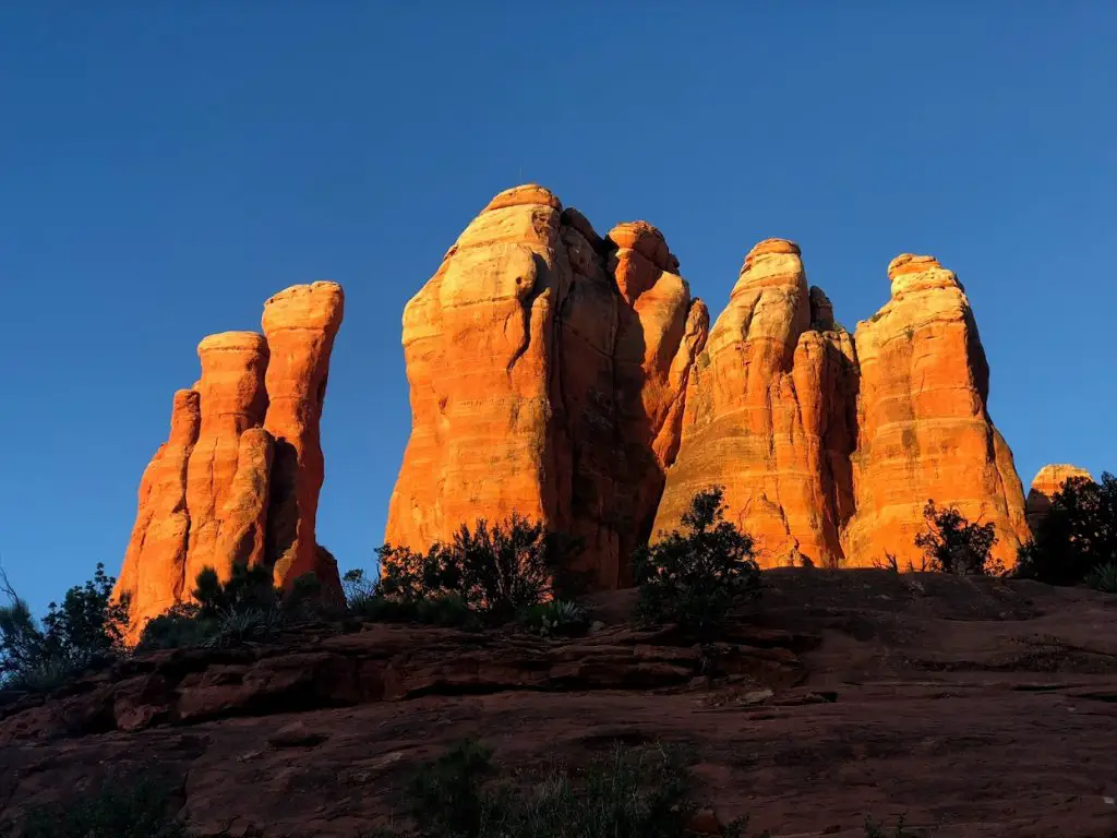 hiking in Sedona Arizona at cathedral rock 