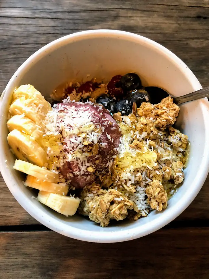 acai bowl paia bay coffee bar maui