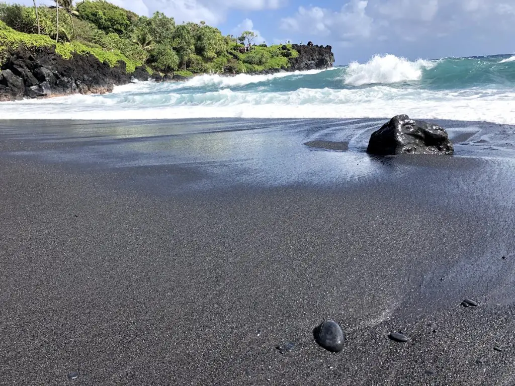 black sand beach maui