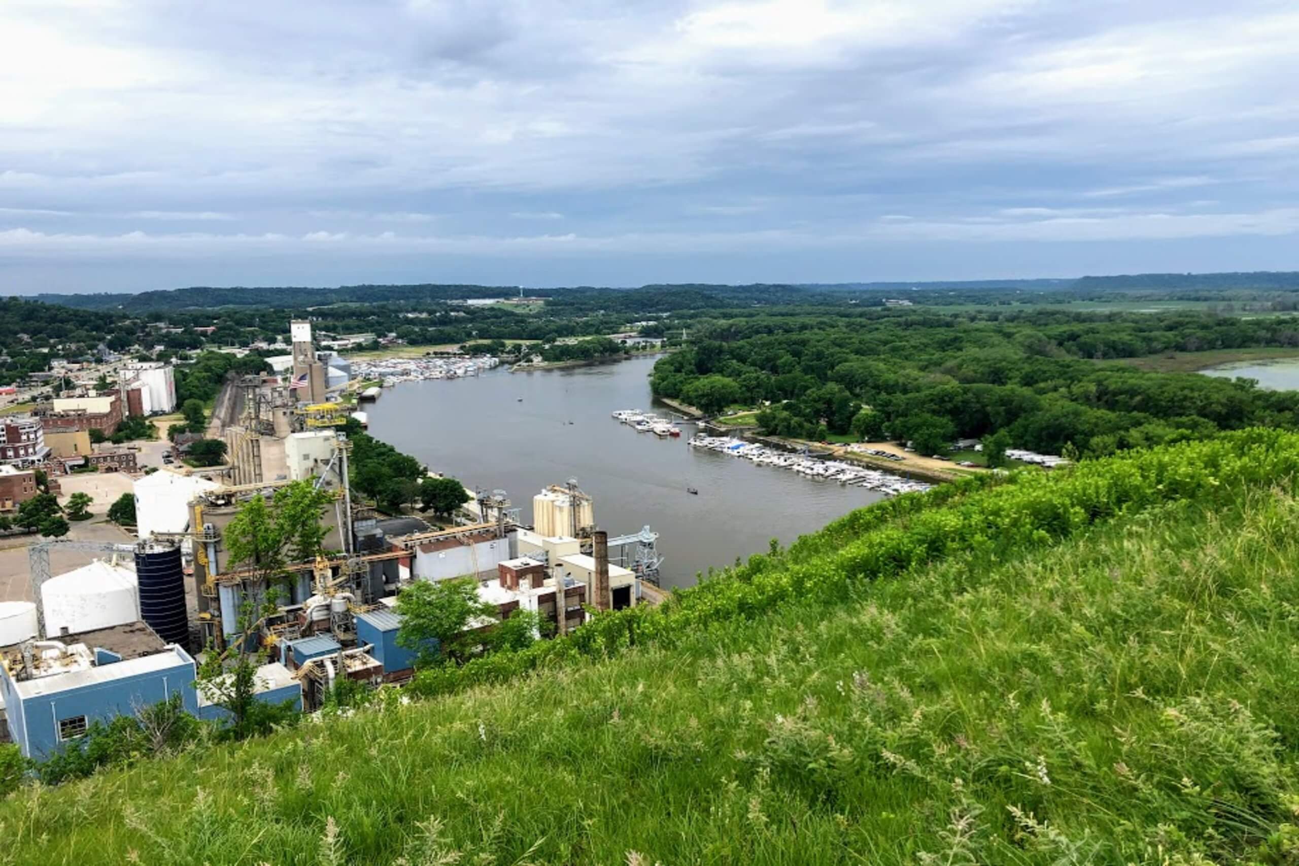 Red Wing Bluff Hike: Breathtaking Views And Historic Charm