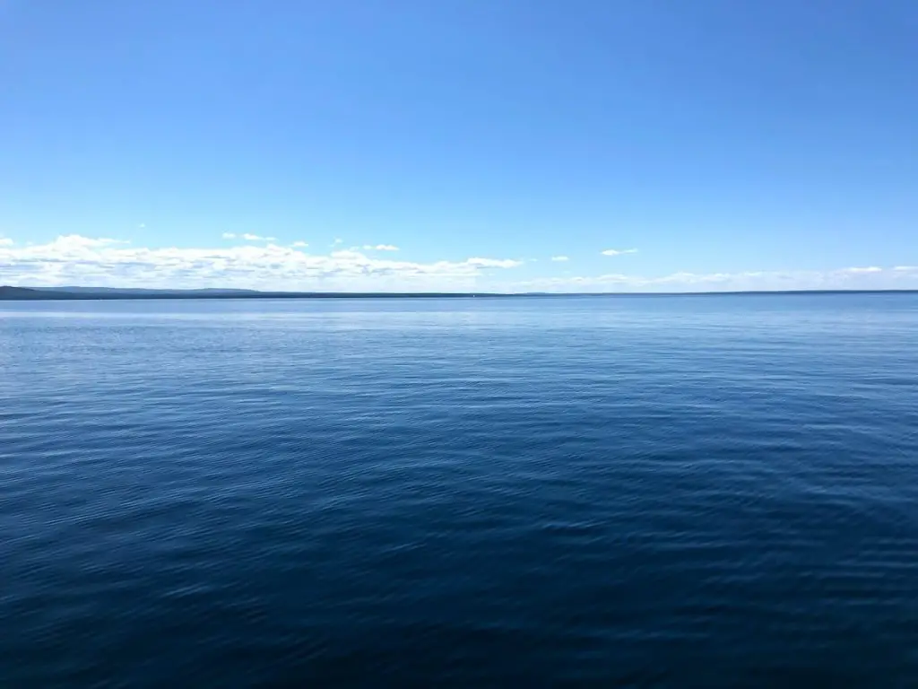 lake superior upper peninsula