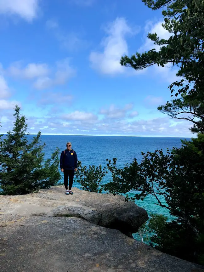 lower castle rock munising