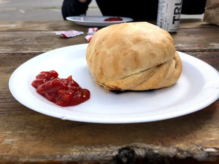 2 Days in Munising, Michigan What to See & Eat Little Blue Backpack