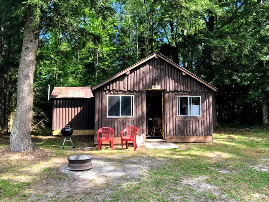 hiawatha cabins munising