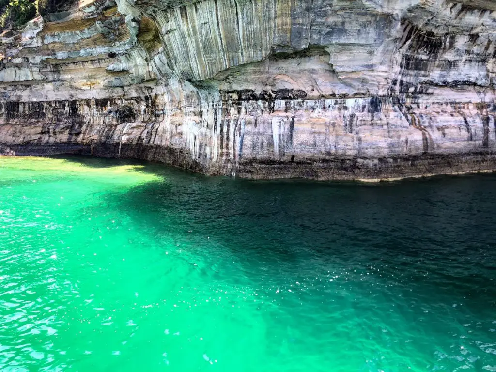 rainbow cave munising michigan