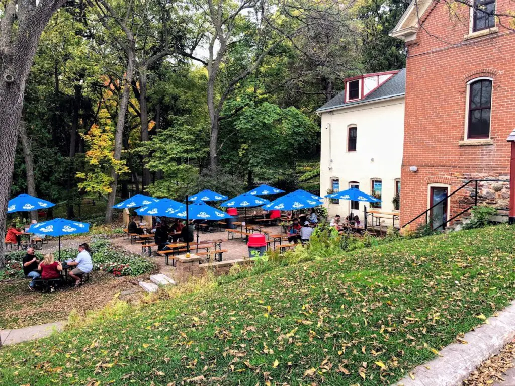 Schell's Brewery bar and Biergarten 