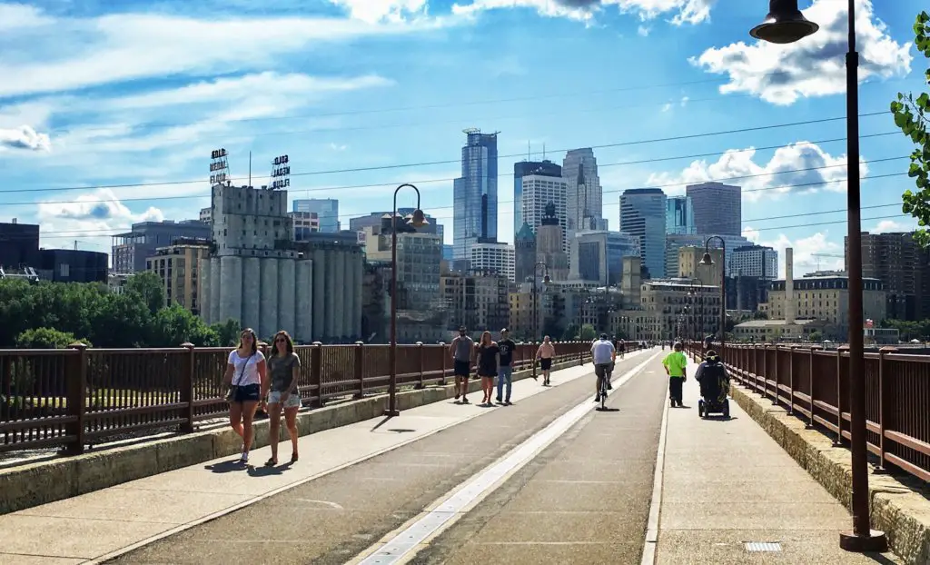 spring things to do in minneapolis-st. paul stone arch bridge