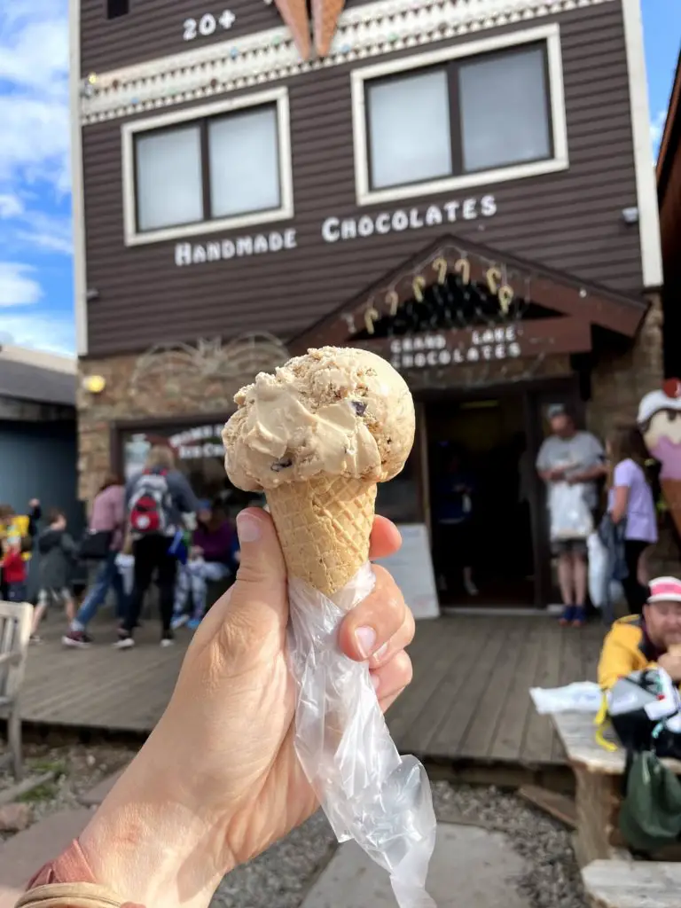 ice cream cone in grand lake colorado