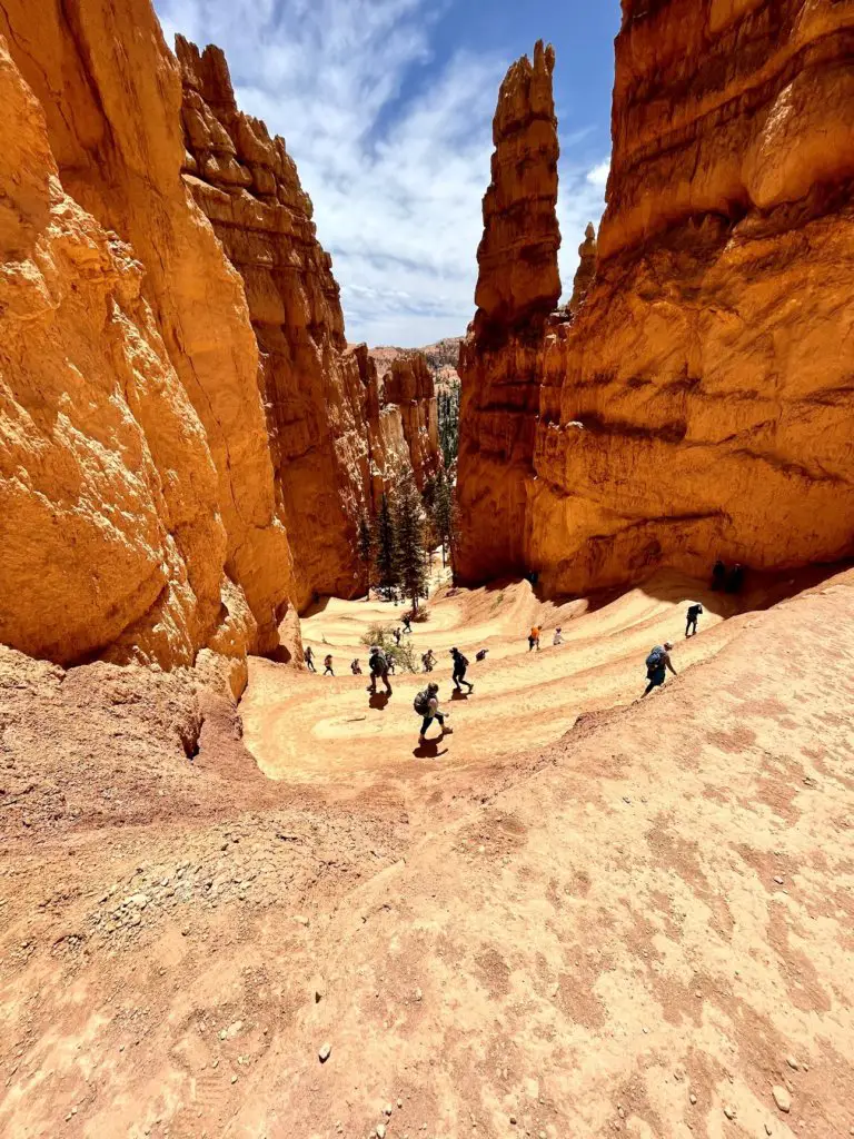 navajo loop trail at bryce canyon national park 