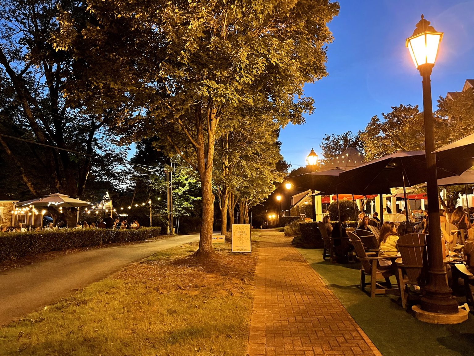 Downtown Roswell, The Best Restaurants, Shops & Parks Little