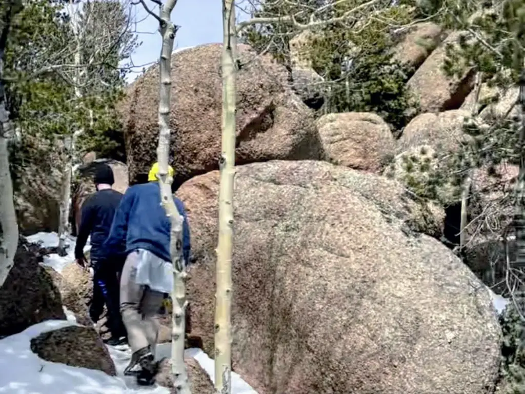 bouldering 