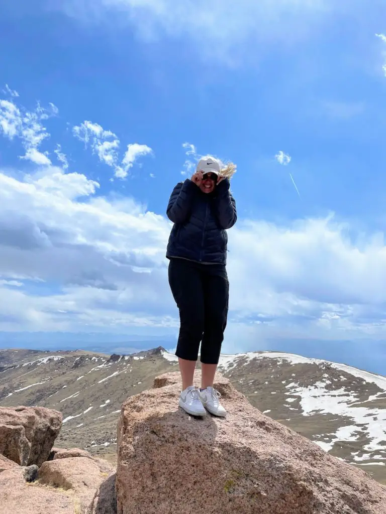 hiking pikes peak